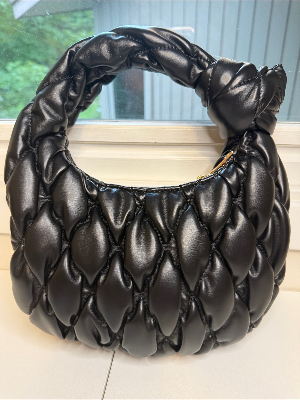 Urban Expressions Claudia Quilted Puffer Knot Bag